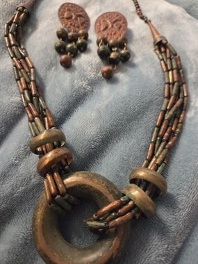 Handcrafted Green and Copper Multi-Strand Ring Pendant Necklace and Earrings Set
